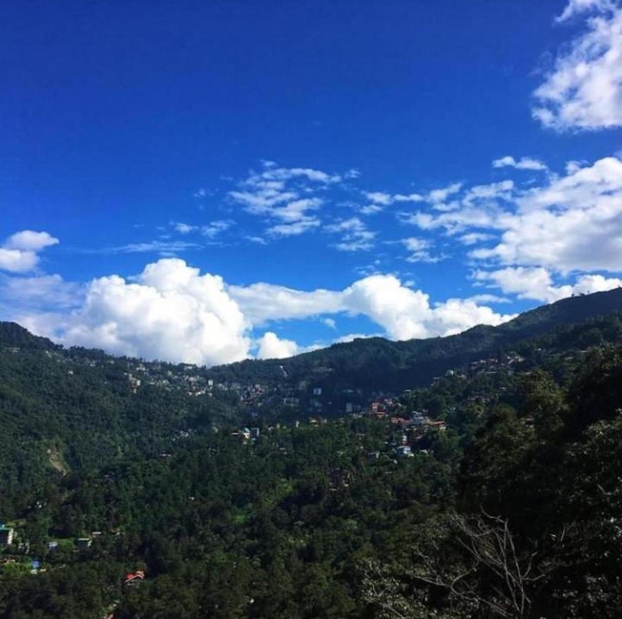 House Of Nomad Hostel Gangtok Bagian luar foto